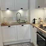 Appt T2 - 4 Pers - Centre - Parking Apartman *