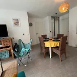 Appt T2 - 4 Pers - Centre - Parking Apartman *