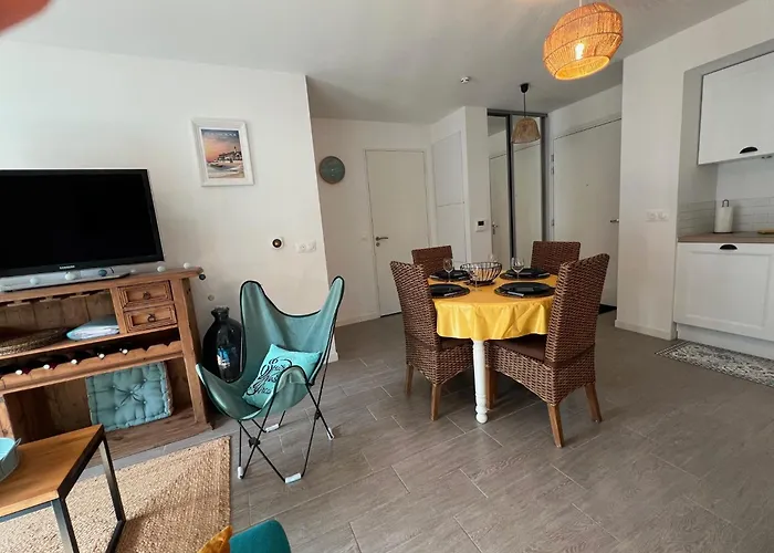 Appt T2 - 4 Pers - Centre - Parking Apartment *